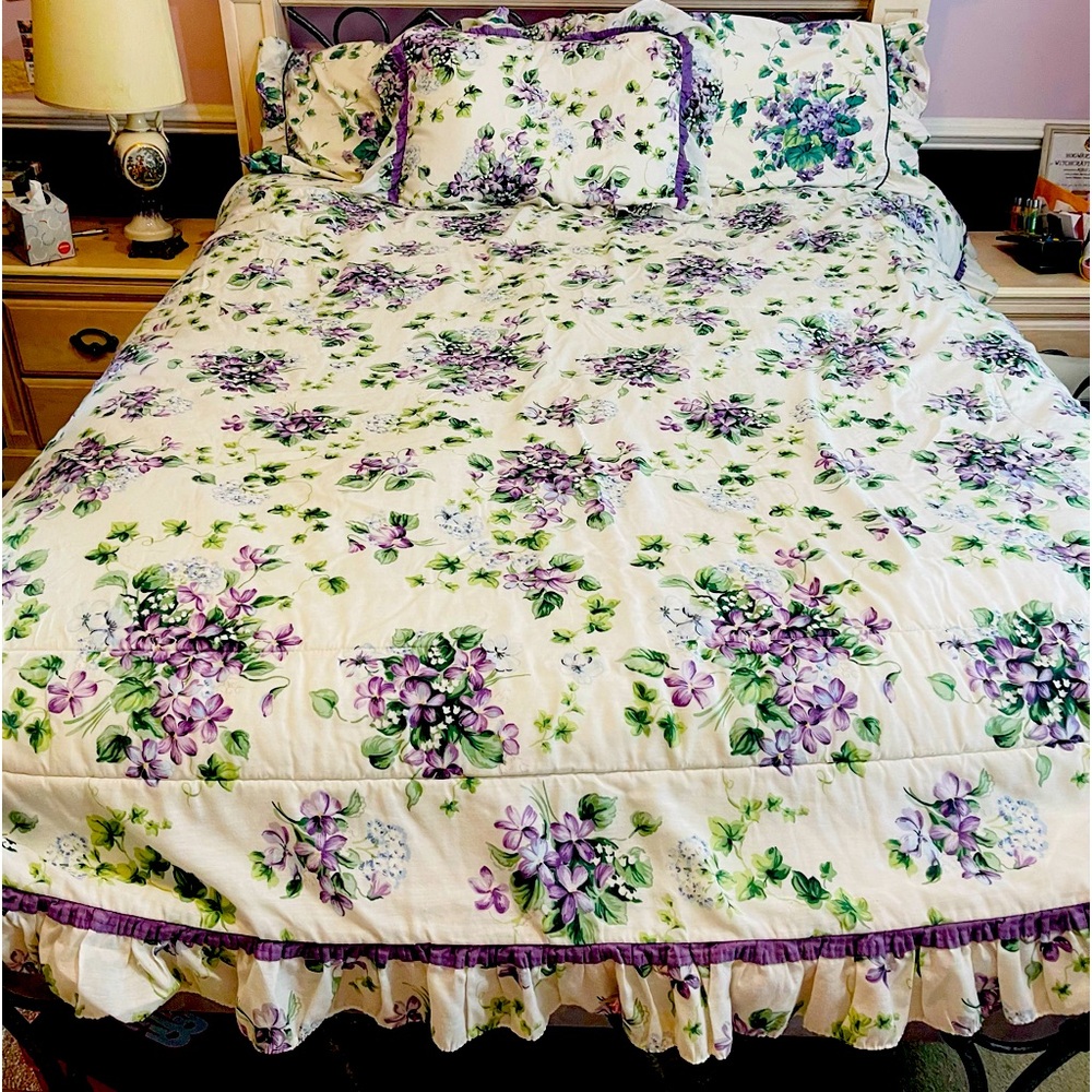 WAVERLY HEIRLOOM GARDEN SWEET VIOLET COMFORTER SET VINTAGE